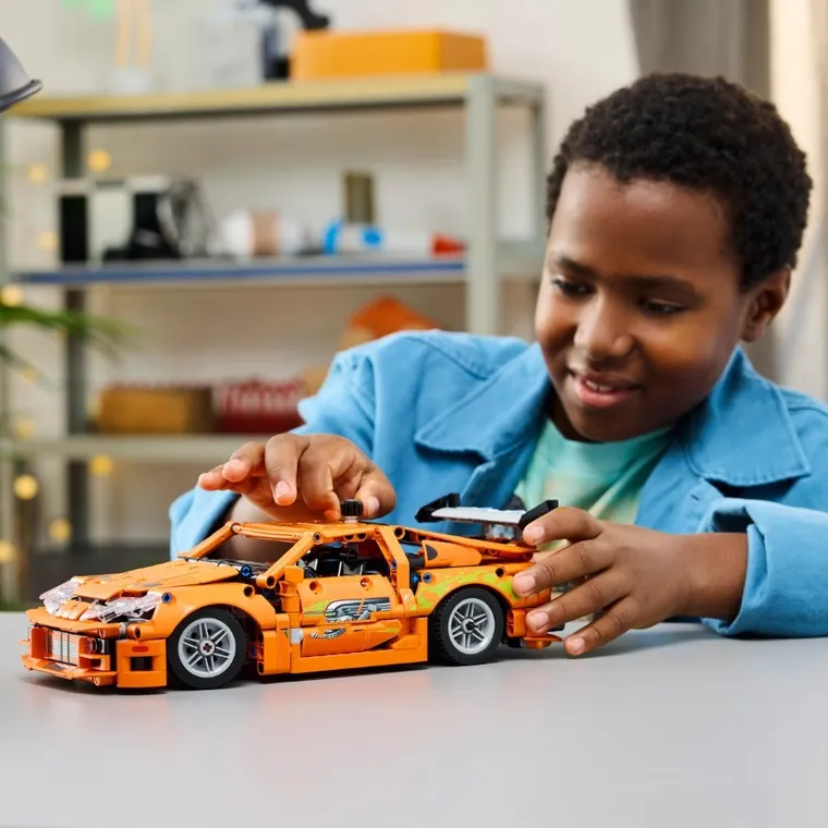 LEGO Technic, Fast and Furious Toyota Supra MK4, 42204