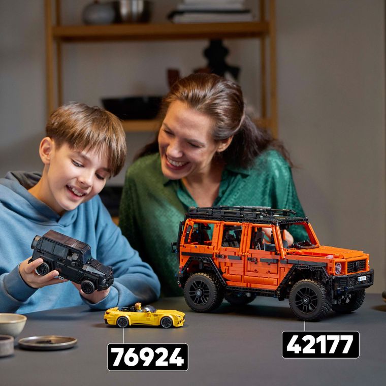 LEGO Technic, Mercedes-Benz G 500 Professional Line, 42177