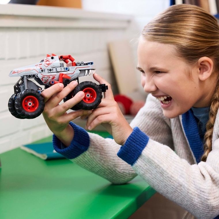 LEGO Technic, Monster Jam ThunderROARus cu motor cu arc, 42200