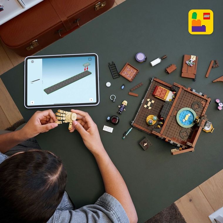 LEGO Wednesday, Apartamentul lui Mana, 76785
