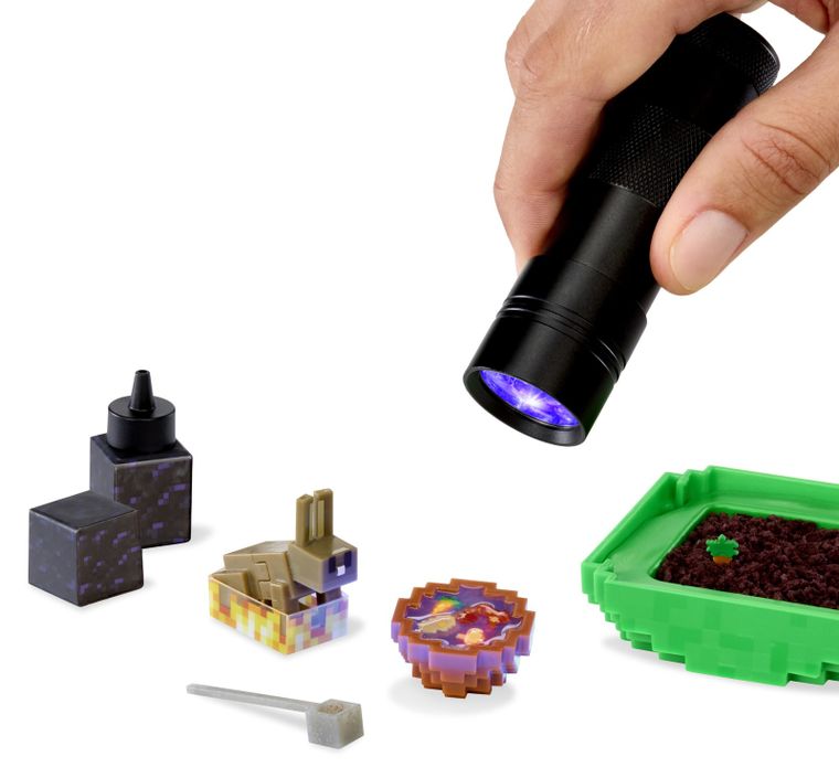 MGA's Miniverse, Make It Mini, Minecraft, bila surpriza