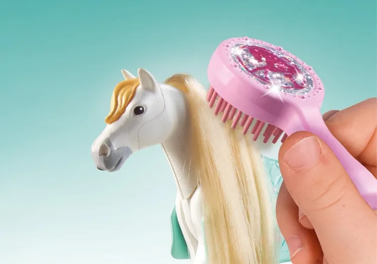 Playmobil, Horses of Waterfall, Isabella si Lioness cu spalatorie de cai, 71354