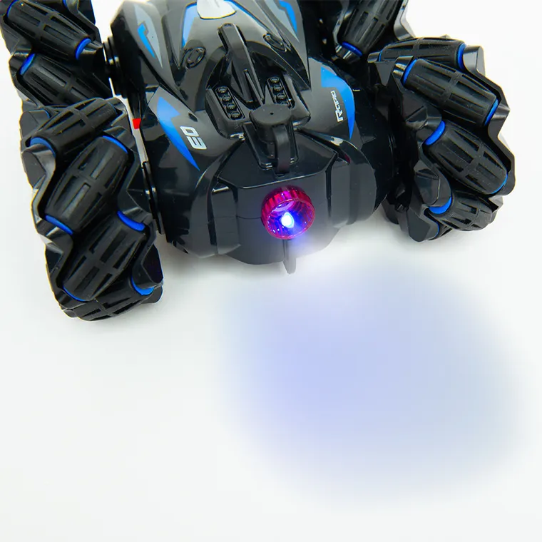 Race Xtreme, vehicul de cascadorii cu telecomanda, lumini si abur