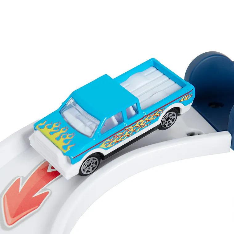 Smiki, parcare electrica cu vehicule