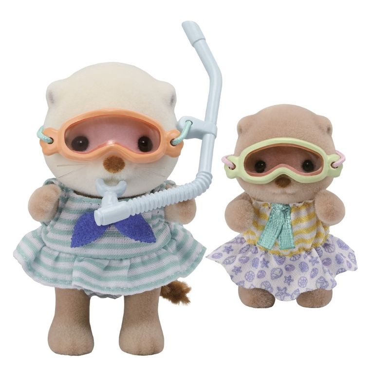 Sylvanian Families, Surorile vidrelor de mare in vacanta, set cu figurine, 5804