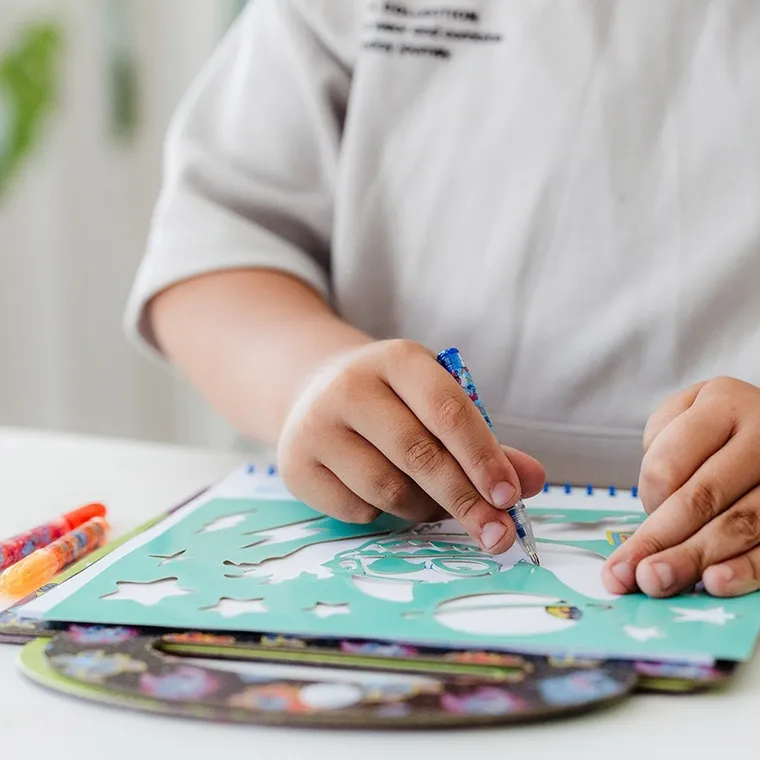 Totum, Lilo si Stitch, Designer Activity Pad, set creativ