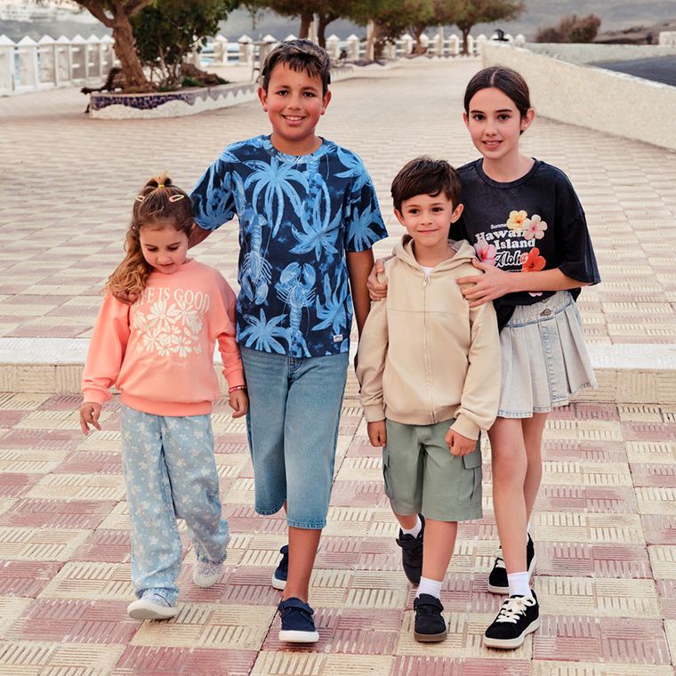 Cool Club, Fusta-pantaloni scurti de blugi