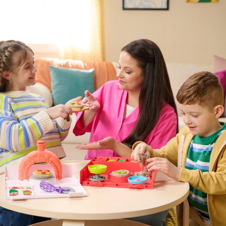 Kinetic Sand, Pizza, set de joaca cu nisip kinetic si accesorii