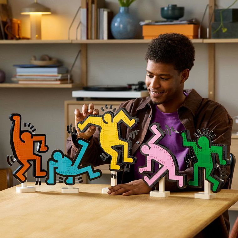 LEGO ART, Keith Haring - Figurine care danseaza, 31216