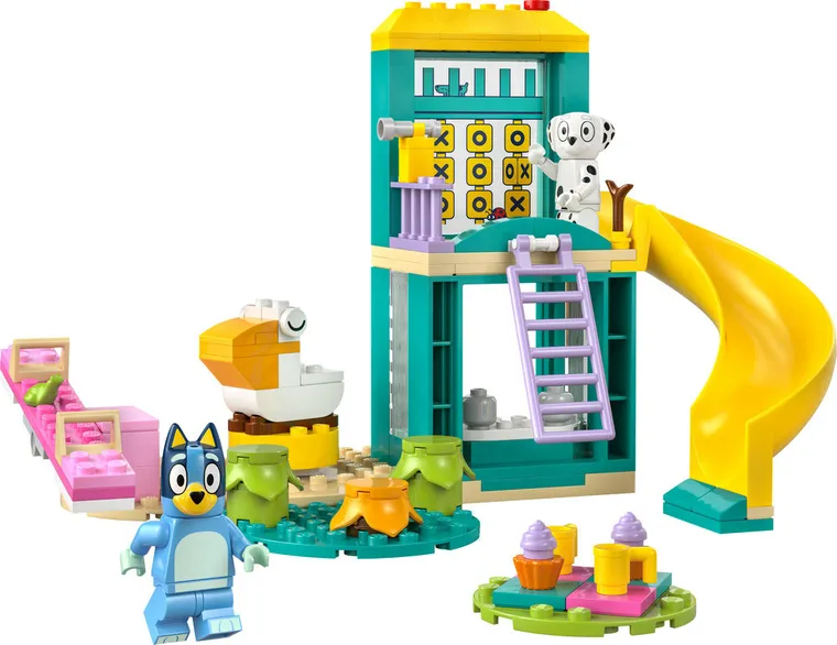 LEGO Bluey, Distractie la locul de joaca cu Blue si Chloe, 11201