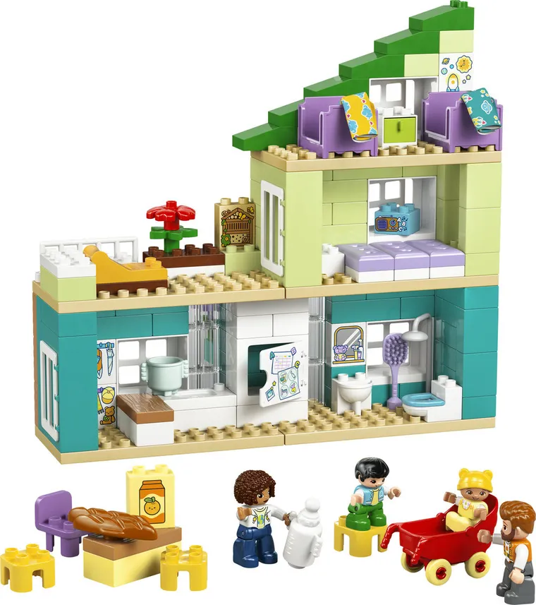 LEGO DUPLO Town, Casa moderna de familie 3 in 1, cu figurine, 10470