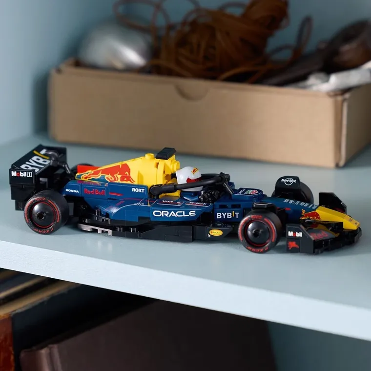 LEGO Speed Champions, Masina de curse F1 Oracle Red Bull Racing RB20, 77243