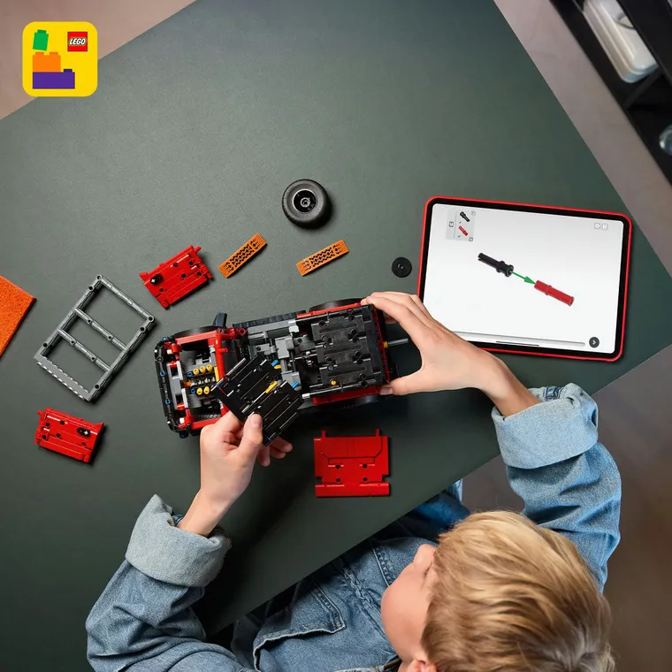 LEGO Technic, SUV Ford Bronco, 42213