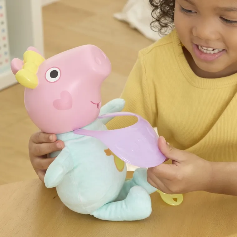 Peppa Pig, Oinks & Snuggles Evie, papusa interactiva