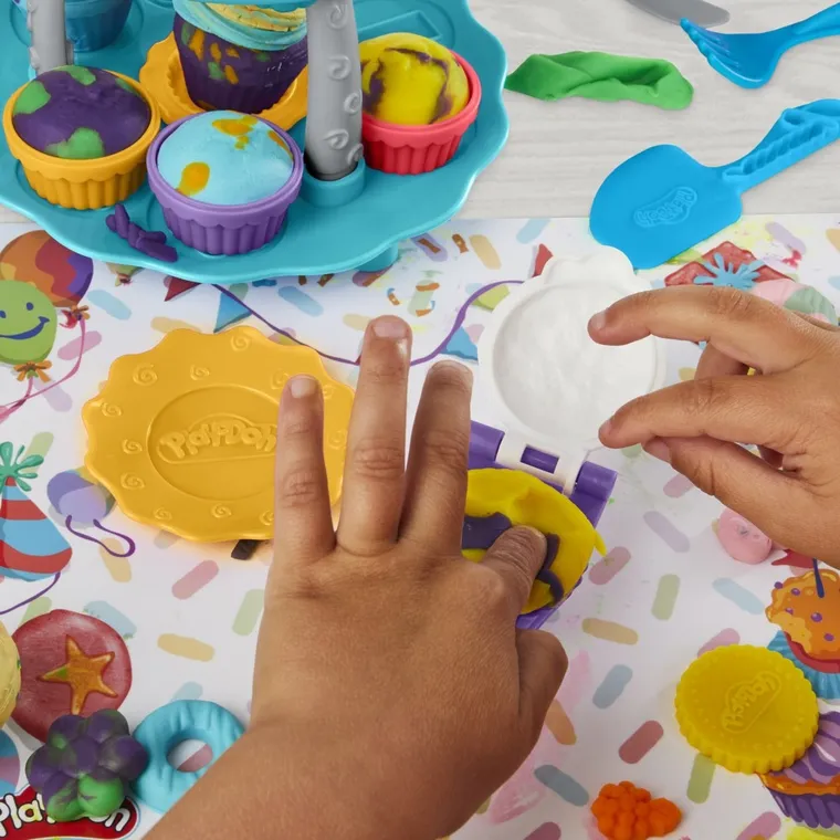 Play-Doh, Cupcake Tower, set creativ, 8 cutie cu plastilina