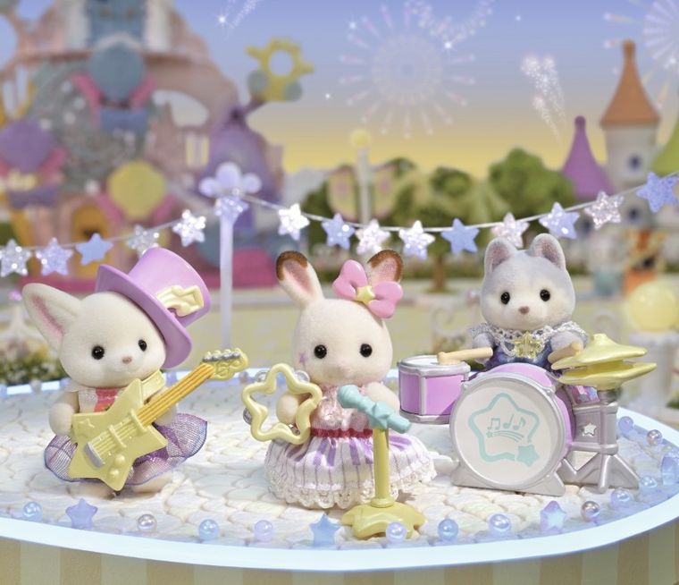 Sylvanian Families, 40th Anniversary, Baby Starry Concert, figurine cu accesorii, 5845