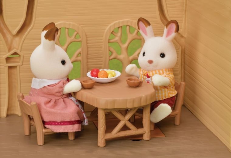 Sylvanian Families, Casuta de la lac, 5451