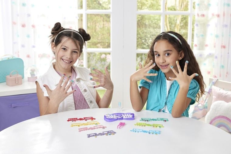Aquabeads, Printese Disney, Nail Studio, set creativ pentru decorarea unghiilor, 35071