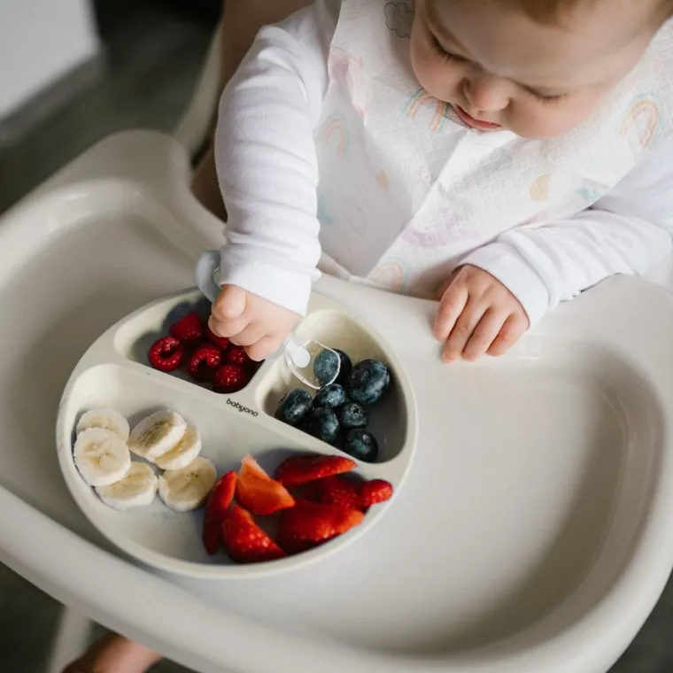 BabyOno, Farfurita din silicon cu ventuza, bej