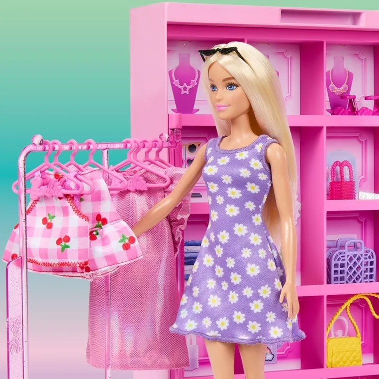 Barbie, Dream Closet 3.0, Casa de Barbie, set de joaca cu papusa si accesorii