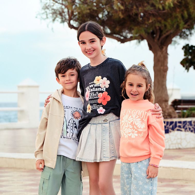 Cool Club, Fusta-pantaloni scurti de blugi