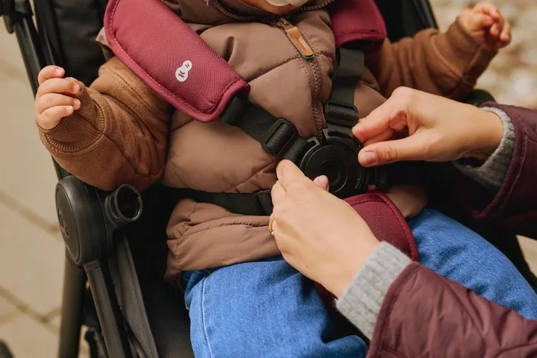 Kinderkraft, Grande 2, Carucior compact, Midnight Black