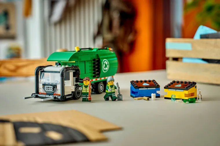 LEGO City, Camion de reciclare, 60495