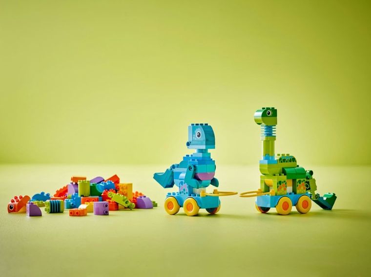 LEGO DUPLO Town, Dinozauri pe roti 3 in 1, 10451