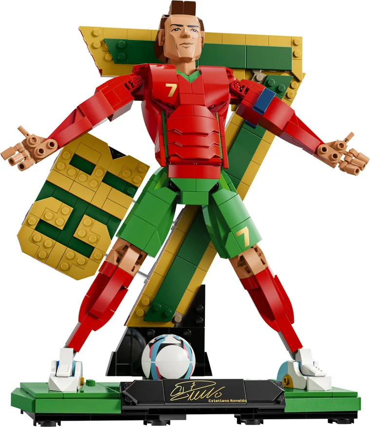 LEGO Editions Football, Cristiano Ronaldo - Legenda a fotbalului, 43016