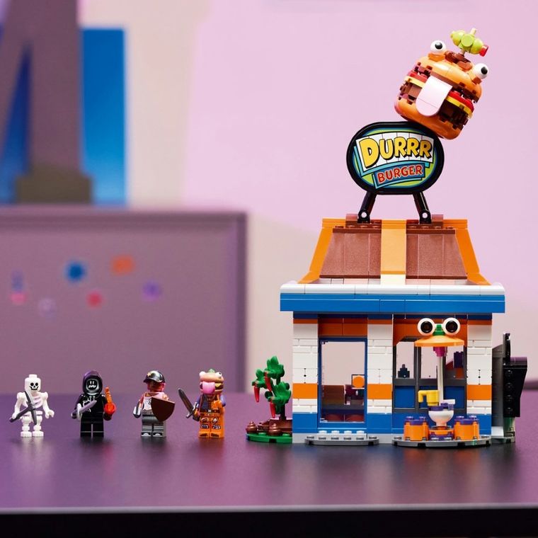 LEGO Fortnite, Restaurantul Durrr Burger, 77076