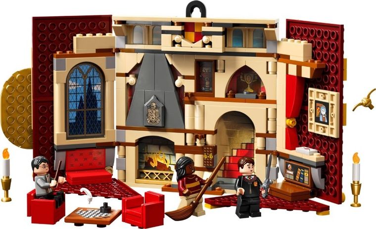 LEGO Harry Potter, Bannerul Casei Gryffindor, 76409