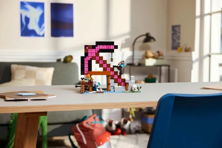 LEGO Minecraft, Mina Tarnacop, 21277