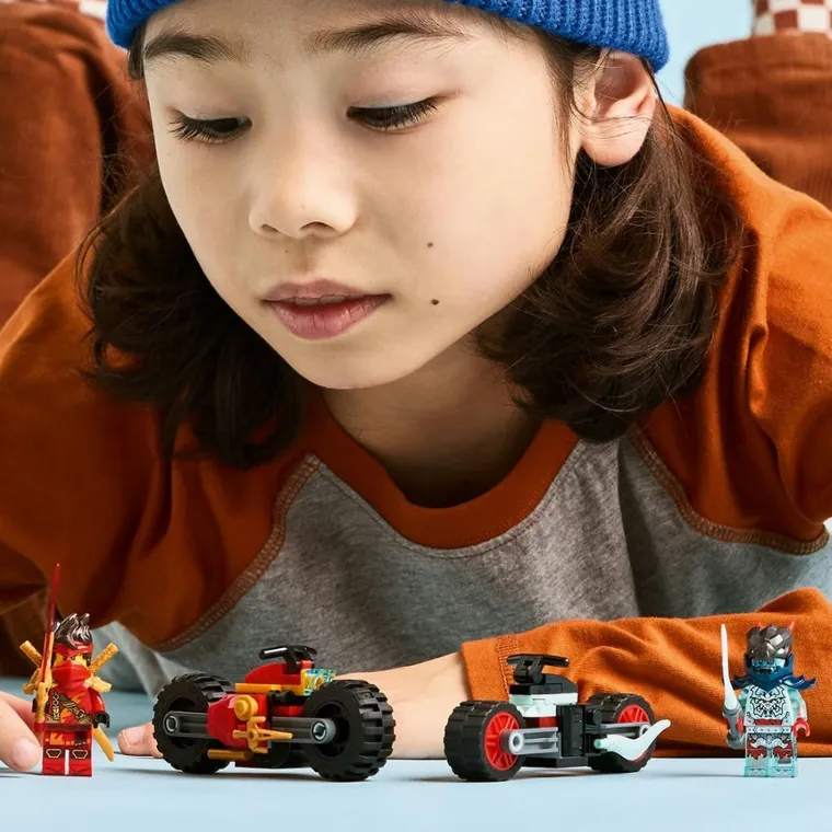 LEGO Ninjago, Cursa de viteza cu motocicleta lui Kai, 71838