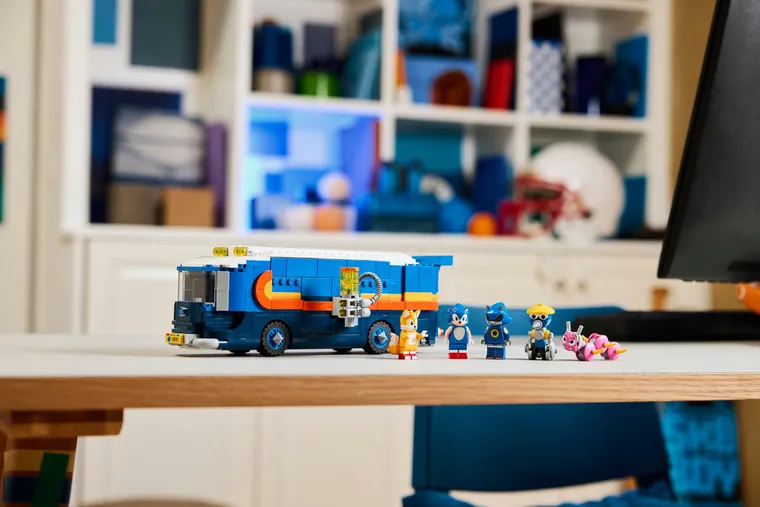 LEGO Sonic, Camionul de comanda al echipei Sonic, 77006