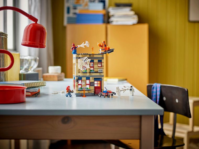 LEGO Super Heroes, Apartamentul lui Peter Parker, 76317