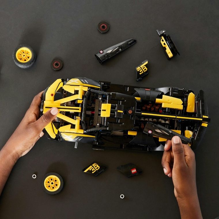 LEGO Technic, Bolid Bugatti, 42151