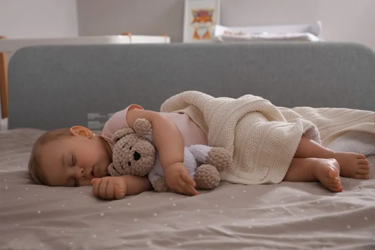 Lionelo, Lora, bariera de siguranta pentru patut, Beige Sand