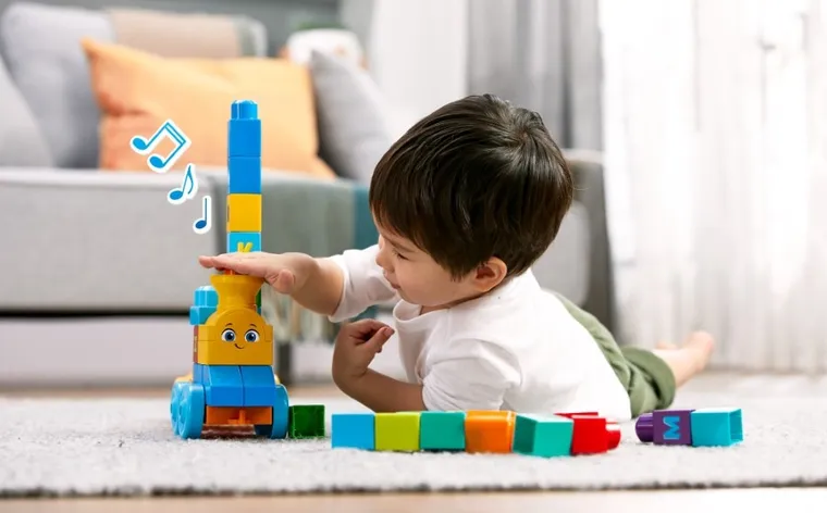 Mega Bloks, Trenul muzical ABC, set de constructie, 50 piese