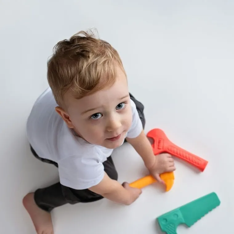 Mom's Care, unelte moi, culori pastelate