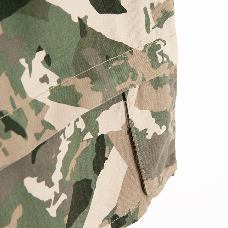 Pantaloni scurti cu model camuflaj si croiala baggy unisex NOWEAR