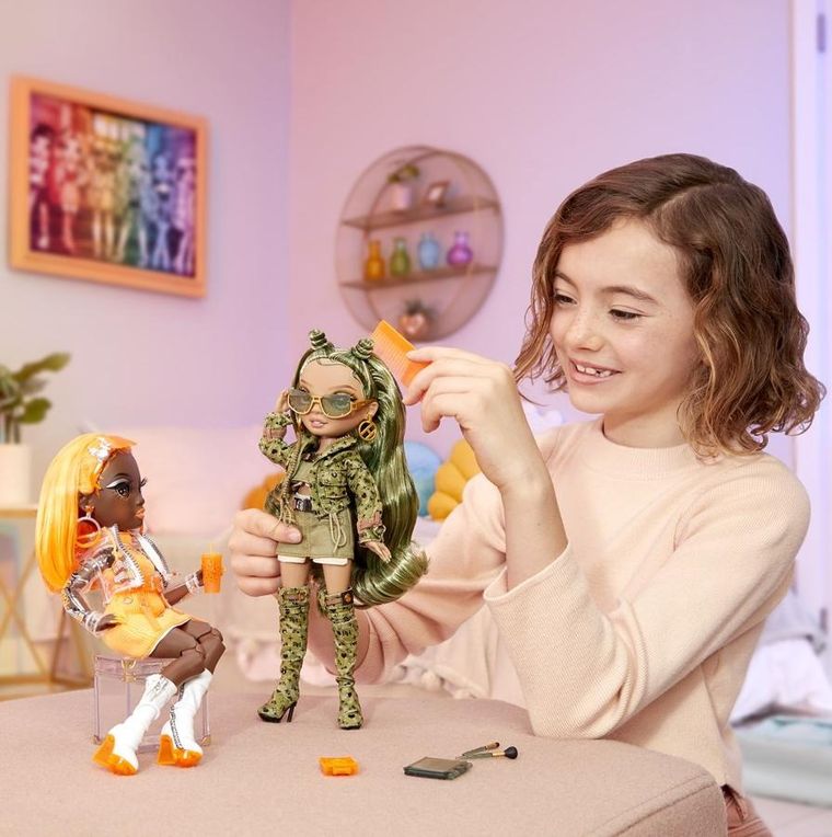 Rainbow High Fashion, Aidan Russell, papusa