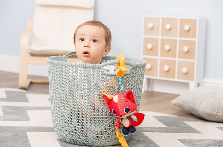 Tiny Love, Tiny Smarts, Vulpita Christopher, jucarie vibranta cu agatatoare