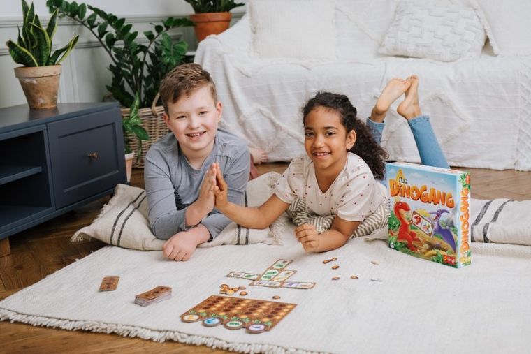 Trefl, Dinogang, joc