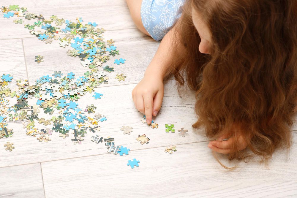 De la ce varsta sa le oferiti copiilor puzzle-uri cu care sa se joace?
