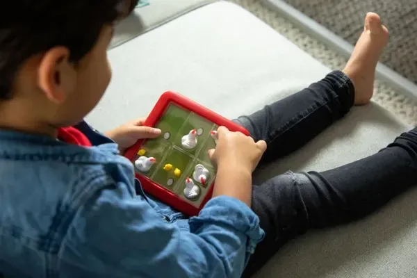 Jocuri logice de societate interesante pentru prescolari