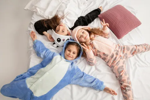 Ce pijamale dintr-o bucata sa alegi pentru un copil